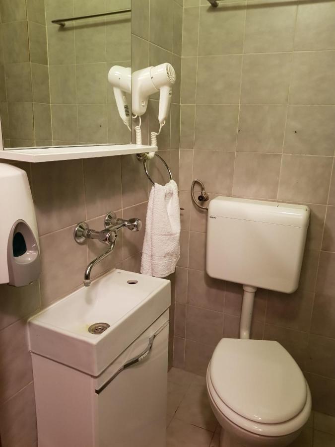 House Of Wine Hotel Kutjevo Exterior photo